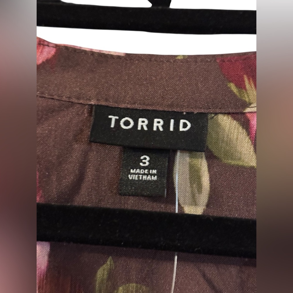 Torrid Emma Babydoll Challis Tunic Sz 3 (22-24)  NWT - Picture 4 of 8